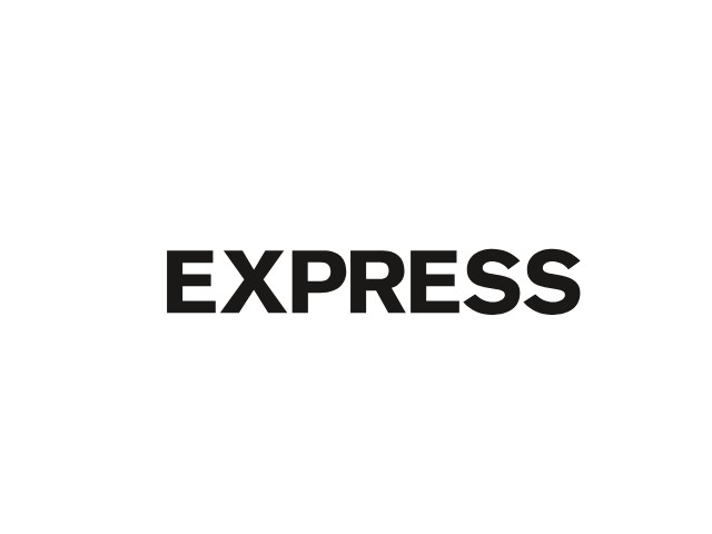 Express: The Ultimate Gift Destination for the Fashion-Forward Woman